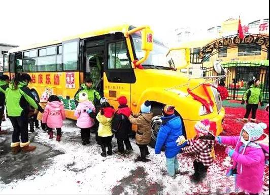 如何系牢鄉村校車的“安全帶”？