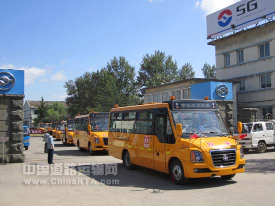 中國校車之路：需要優(yōu)秀運(yùn)營模式領(lǐng)航